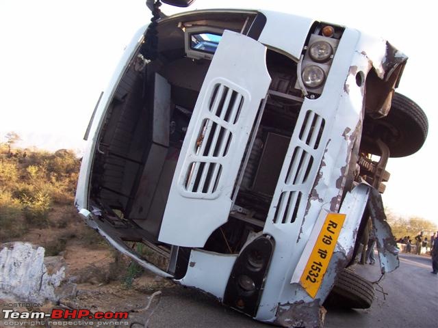 Accidents in India | Pics & Videos-bus2-small.jpg