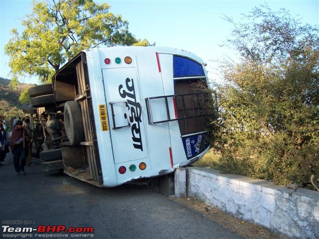 Accidents in India | Pics & Videos-bus5-small.jpg