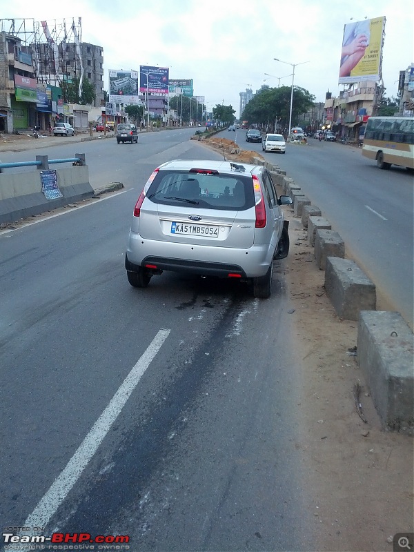 When road dividers crash into you for a change!-img_20140726_061427.jpg