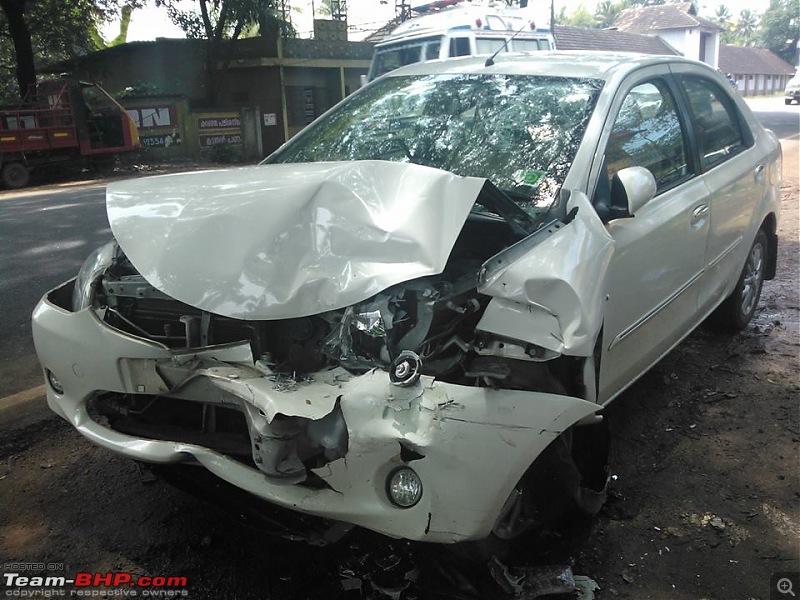 Toyota to pay 25 lakhs for Fortuner Accident (airbags didn't deploy)-10268527_10204710520535335_4661808437658470194_n.jpg