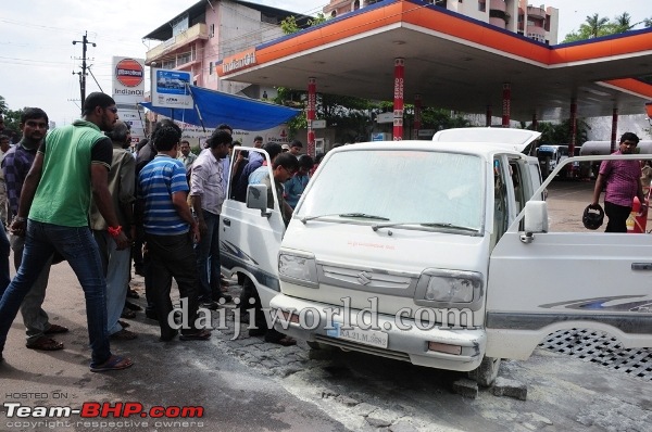 Accidents : Vehicles catching Fire in India-petrol_0810158.jpg