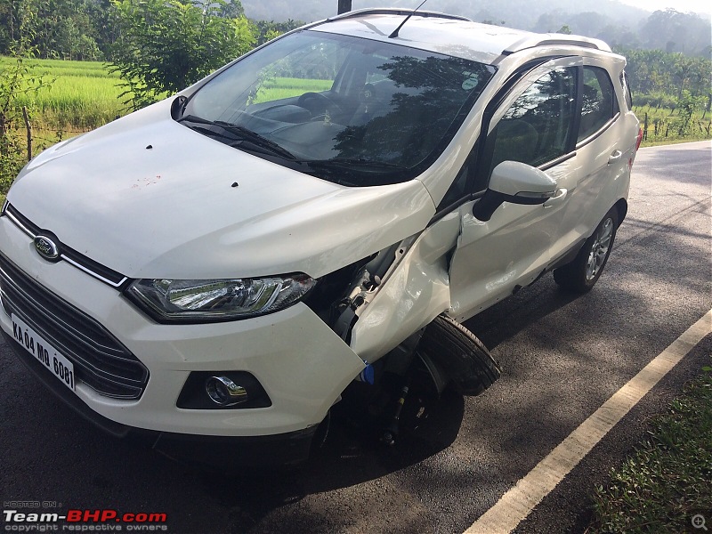 Ford EcoSport - Axle breaks on highway. EDIT: Due to accident (details on page 11)-img20151101wa0022.jpg