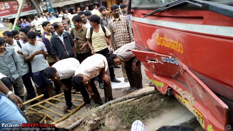 Accidents in India | Pics & Videos-12310696_10206585184766657_1540588738739043353_n.jpg