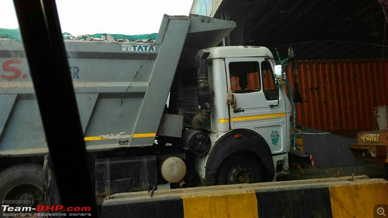 Pics: Accidents in India-1450058555429.jpg