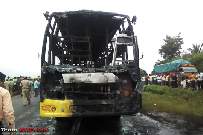 Accidents in India | Pics & Videos-hubli20bus20fire2.jpg