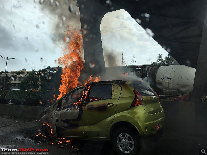 Accidents : Vehicles catching Fire in India-redi.jpg