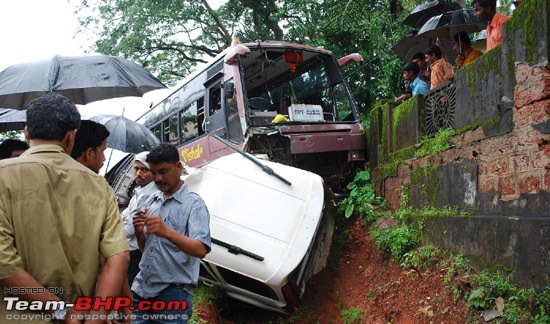 Accidents in India | Pics & Videos-mel_290709_acc3.jpg
