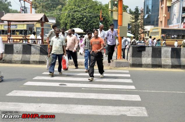 Safety as a Pedestrian - Tips, advice & best practices-01.jpg
