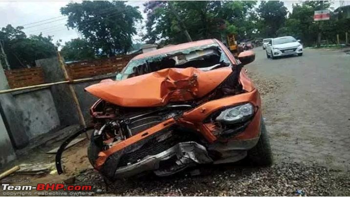 Accidents in India | Pics & Videos-harrier-crash-ar.jpg