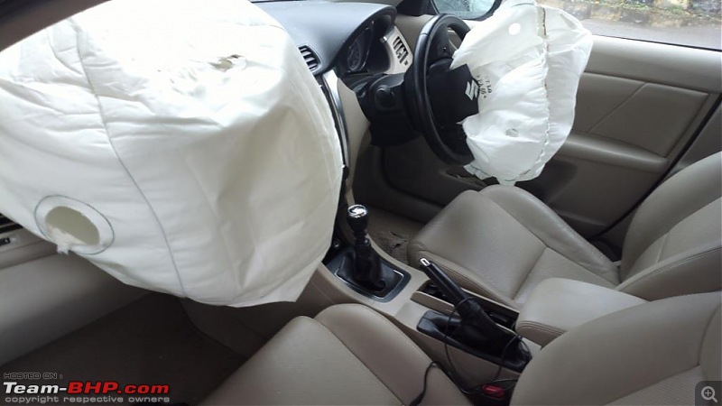 Toyota Innova Crysta ZX rolls over thrice! None of the 7 airbags deploy-201407220123.jpg