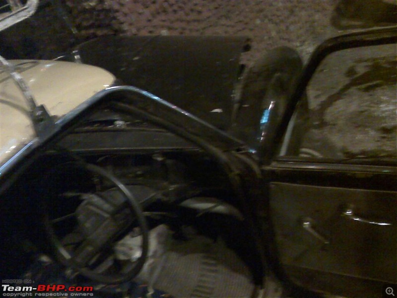 Experience with pics : Near fatal taxi-pedestrian accident on Peddar Road-moto_0603.jpg