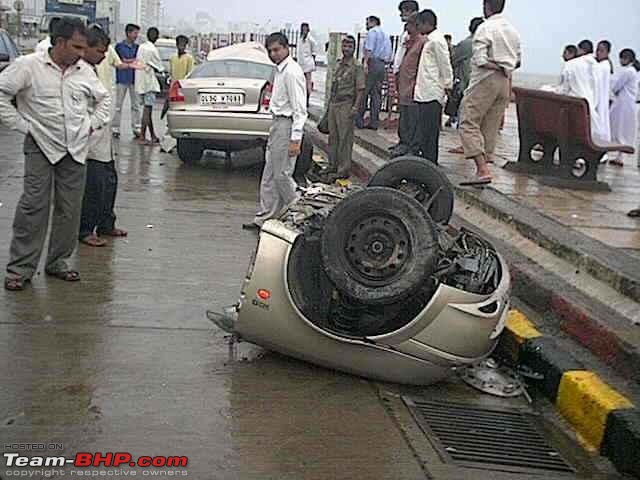 Accidents in India | Pics & Videos-ford-ikon.jpg