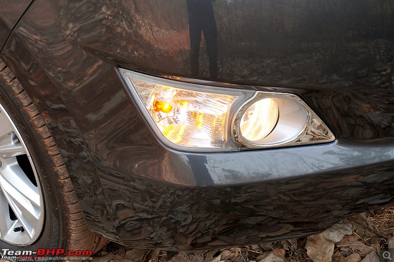 Turn Signals + Headlamps : A dangerous combo?-toyotainnovacrysta10.jpg