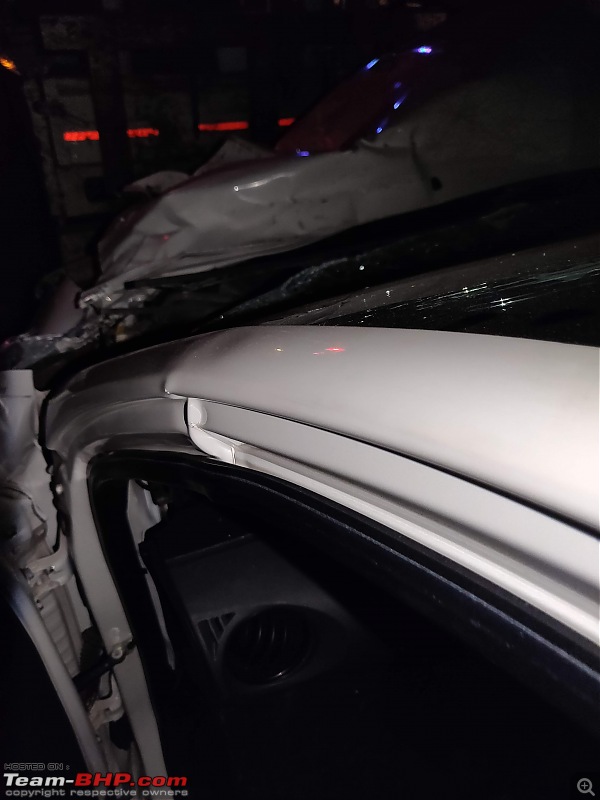 Big accident in a Toyota Etios, but the airbags didn't deploy!-acc8.jpg