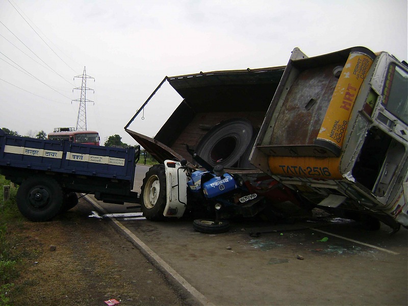 Accidents in India | Pics & Videos-dsc04424.jpg