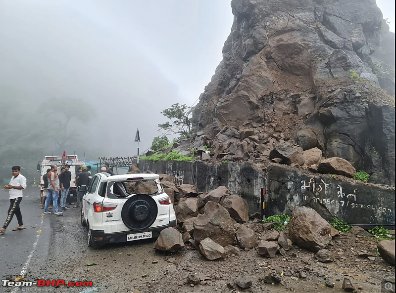 Accidents in India | Pics & Videos-rockslide-1.png