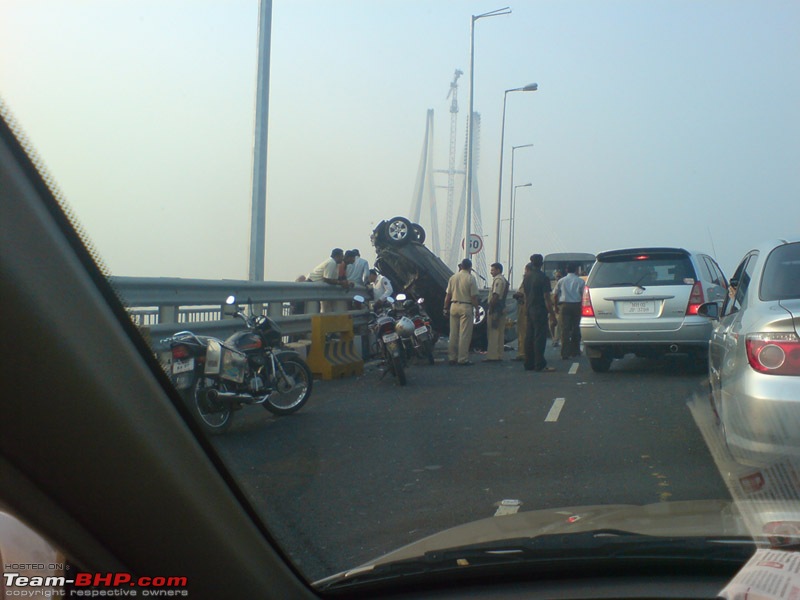 Accidents on the Bandra Worli Sea Link in Mumbai-skodafabia.jpg