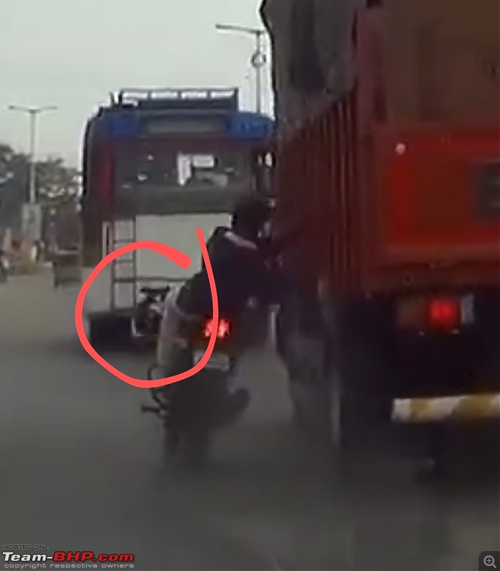 Accidents in India | Pics & Videos-screenshot_20230319_2354252.jpg