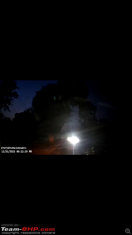 On the blinding headlights of new vehicles-screenshot_20240103011928.jpg