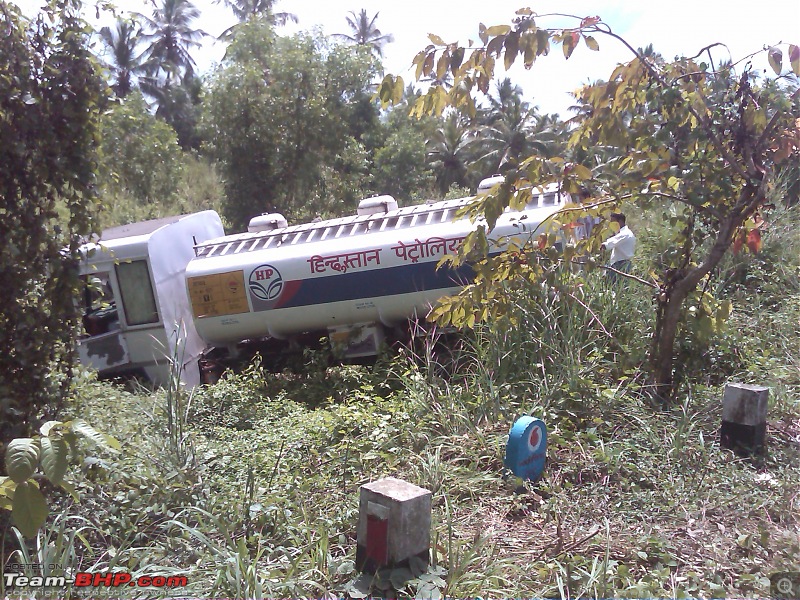 Accidents in India | Pics & Videos-lorry-2.jpg