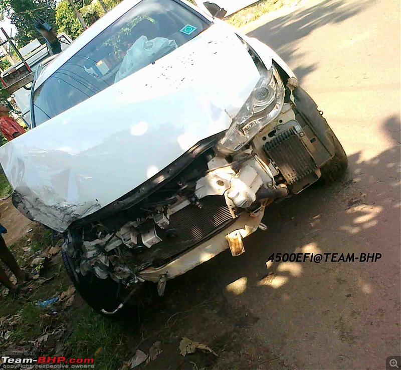 Pics: Accidents in India-out3.jpg