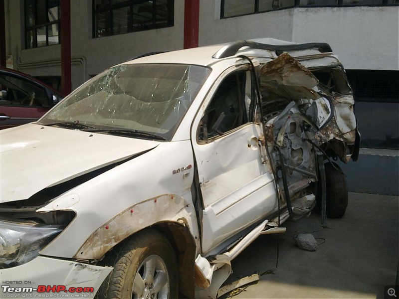 Pics: Accidents in India-09032011099-medium.jpg