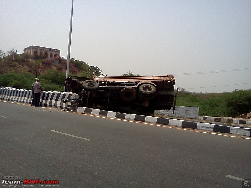 Accidents in India | Pics & Videos-accident-narsingi-3.jpg