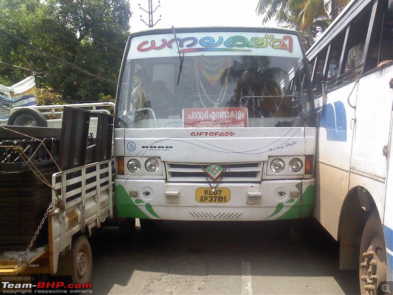 Accidents in India | Pics & Videos-bus.jpg