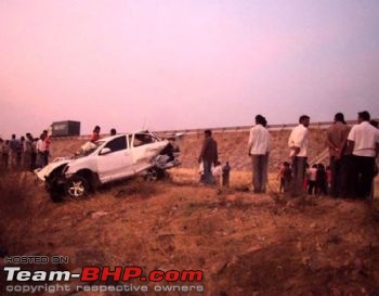 Accidents in India | Pics & Videos-hpi_prateek-reddy-car.jpg