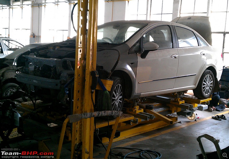 Fiat Punto Accident: B-pillar damage-chassis.jpg