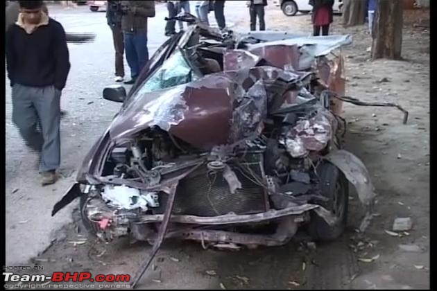 Accidents in India | Pics & Videos-duaccident_car.jpg