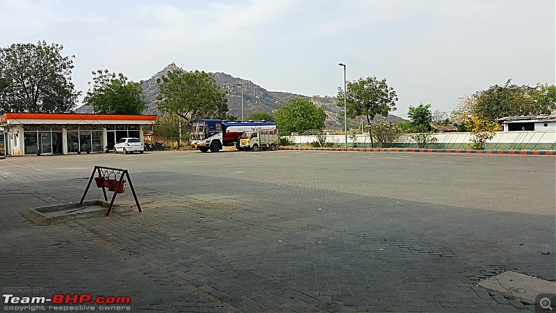 Bangalore - Vijayawada - Vizag - Bhubaneswar : Route Queries-refuelleing-after-suriyapet.jpg