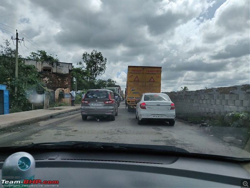 Bangalore - Pune - Mumbai : Route updates & Eateries-traffic-jam-service-road.jpg