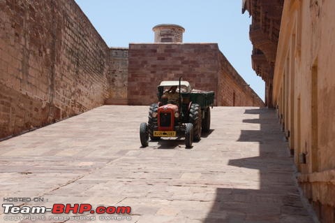 Gurgaon - Jodhpur : Route Queries-tractor.jpg