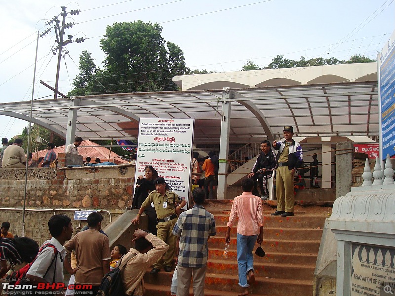 Bangalore to Tirupati : Route Queries-ticket-counter.jpg