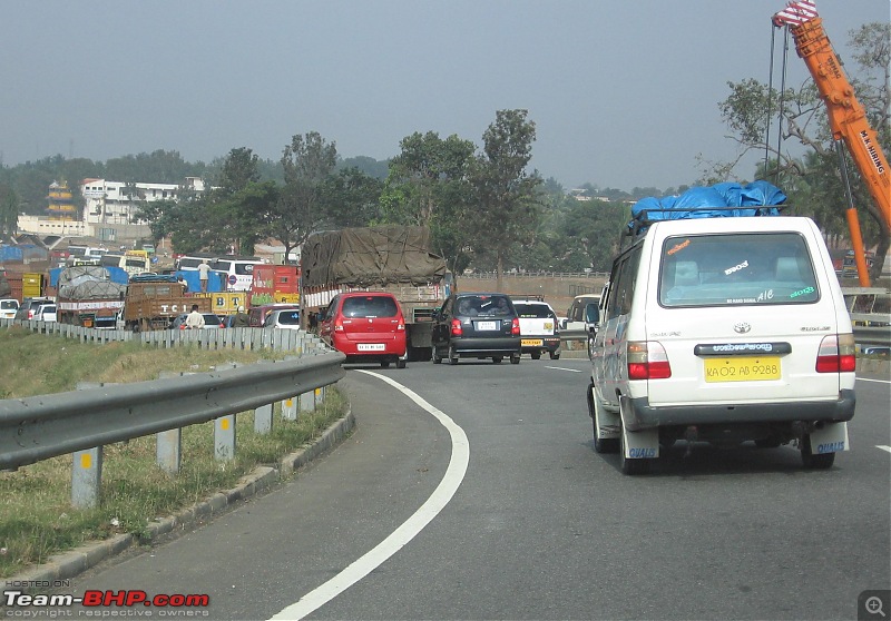 Bangalore - Goa : Route Queries-trafficjamtumkurroad.jpg