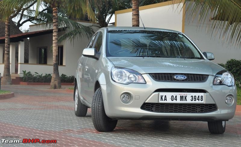 Ford Classic vs Honda Amaze (Petrol)-11.jpg