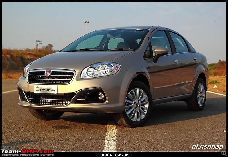 Pictorial Comparison: Maruti Ciaz vs City, Verna, Vento, Rapid, Linea, Fiesta & Manza-img_4743.jpg