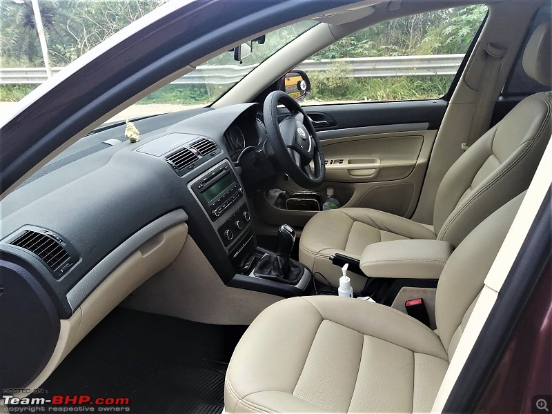 Buying a used Skoda Laura-interiorfront.jpeg