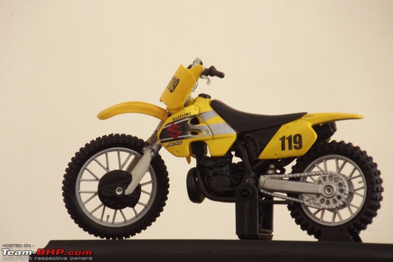 The Scale Model Thread-suzuki-rm2150.jpg