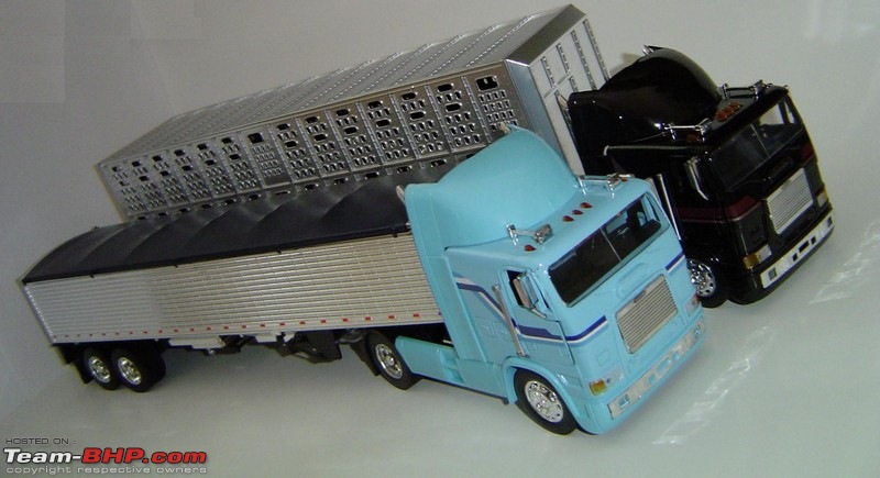 The Scale Model Thread-truckfreightliners2.jpg