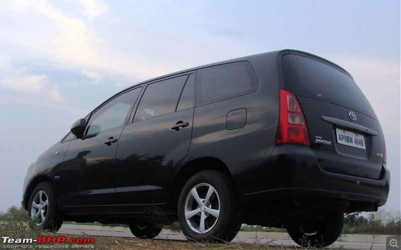 All T-BHP INNOVA Owners- Your Car Pics here Please-dsc05657.jpg