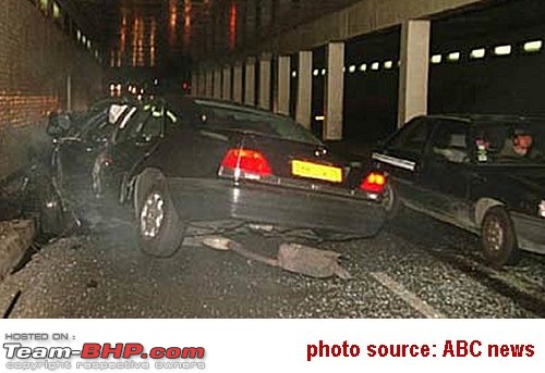 Road Accidents in Dubai - Pics-dodimercpillars.jpg