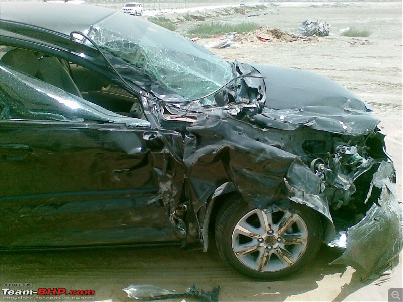 Road Accidents in Dubai - Pics-08062008005.jpg