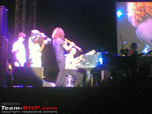 Pics/ Report: The Kenny G Concert in Mumbai-k2.jpg