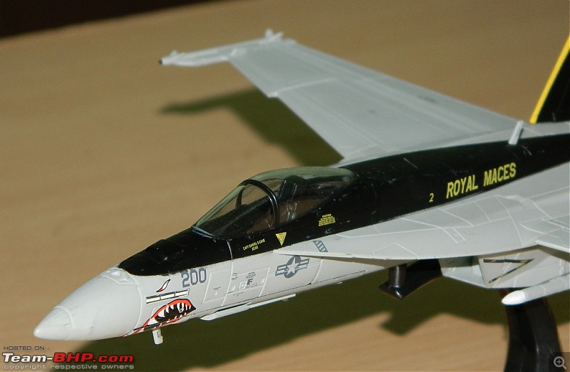 Scale Models - Aircraft, Battle Tanks & Ships-f18e1.jpg