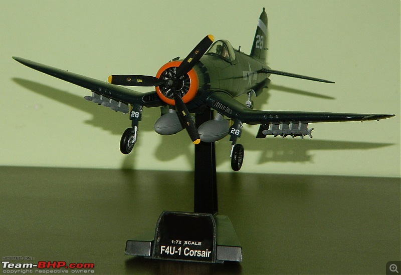 Scale Models - Aircraft, Battle Tanks & Ships-f4u2.jpg