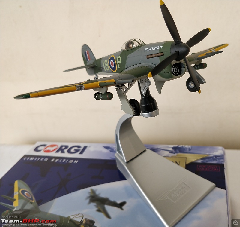 Scale Models - Aircraft, Battle Tanks & Ships-hawker-typhoon-d.jpg