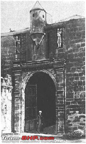 Name:  Bombay fort entrance.jpg
Views: 4287
Size:  28.4 KB