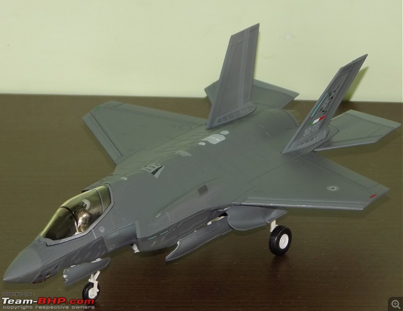 Scale Models - Aircraft, Battle Tanks & Ships-f35_3.jpg